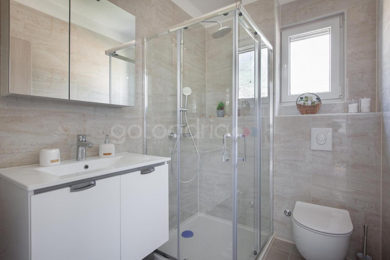 Luxury Apartment Sofia -Free Beach Parking 马卡尔斯卡 外观 照片